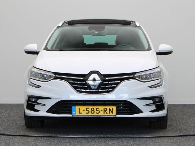 Renault MEGANE Estate 1.5 Blue dCi Intens | Head-Up Display | Panoramadak | Stoel en stuurwiel verwarming | Clima | Achteruitrijcamera.
