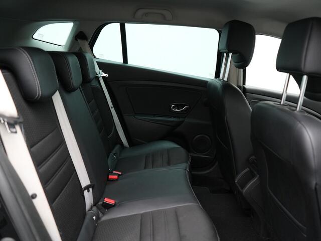 Renault MEGANE Estate 1.2 TCe Handgeschakeld 116pk | BOSE Soundsystem | Navigatie | Keyless | Cruise Control | 17" L.M | USB |