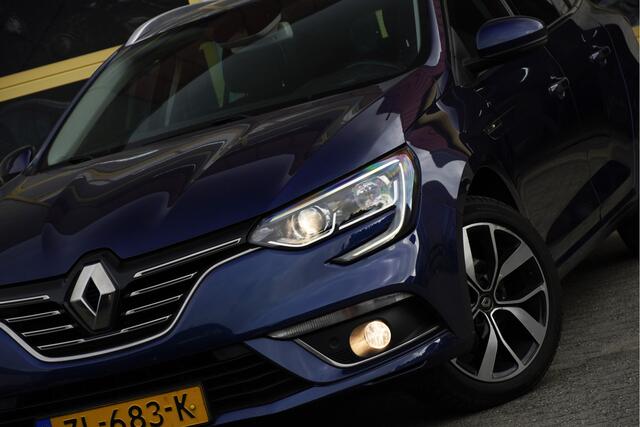 Renault MEGANE Estate 1.3 TCe 141PK! Bose BJ2019 Lmv 17" | Led | Pdc | Keyless entry | Achteruitrijcamera | Dashboard verlichting | Groot navi | Climate control | Cruise control | Extra getint glas