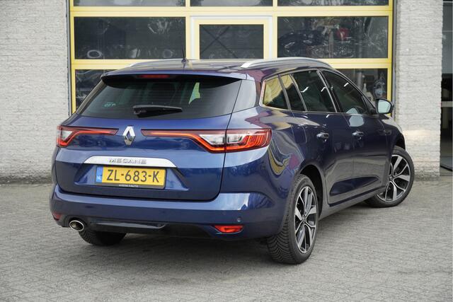 Renault MEGANE Estate 1.3 TCe 141PK! Bose BJ2019 Lmv 17" | Led | Pdc | Keyless entry | Achteruitrijcamera | Dashboard verlichting | Groot navi | Climate control | Cruise control | Extra getint glas