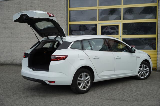Renault MEGANE Estate 1.3 TCe Zen BJ2020 Led | Pdc | Navi | Climate control | Cruise control | Getint glas