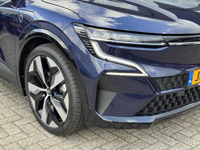 Renault MEGANE E-Tech comfort range techno 60 kWh / HARMAN KARDON SPEAKERS / NAVIGATIE / CLIMATE CONTROL /