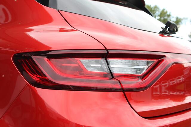 Renault MEGANE 1.3 TCe Bose | TREKHAAK | BLIND SPOT | CAMERA | PARKEERSENSOREN | CLIMATE CONTROL | CRUISE CONTROL | APPLE CARPLAY