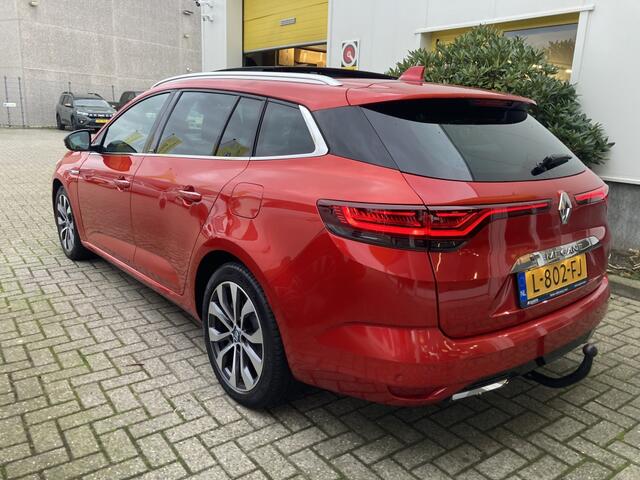 Renault MEGANE 1.6 ET PH 160PK Bose Leer Panoramadak Trekhaak