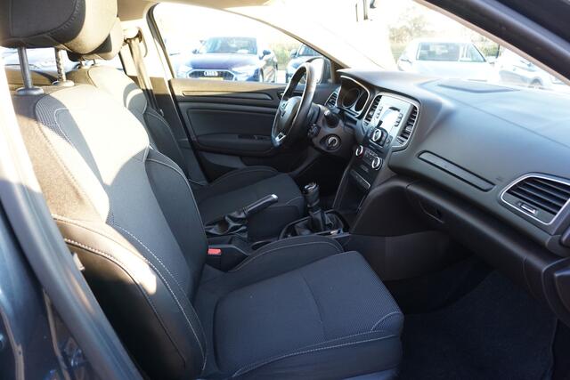 Renault MEGANE 1.5 DCI PERFECT ONDERHOUDEN! AIRCO CRUISECONTROL BLUETOOTH RADIO CD AUX USB ELECTR.RAMEN-SPIEGELS ENZ...
