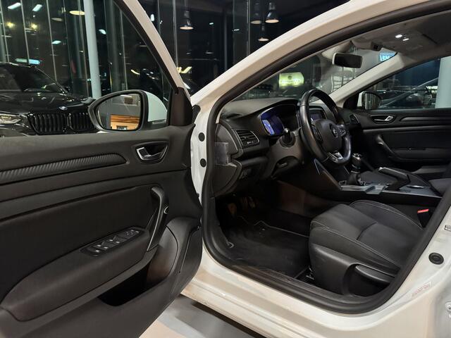 Renault MEGANE 1.5 dCi Expression grijs kntkn, navi, cruise cont.