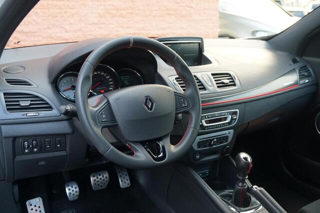 Renault MEGANE Coupé 2.0 Turbo Renault Sport 275 + PACK CHASSIS CUP / PREMIUM KLEUR / CAMERA