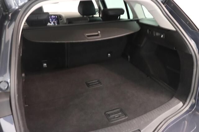 Renault MEGANE Estate 1.3 TCe 140 Techno | Climate control | Camera | Trekhaak | Parkeerassistent | AppleCarplay AndroidAuto | LED koplampen |