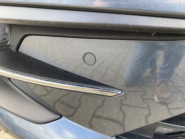 Renault MEGANE Estate 1.3 TCe 140 Equilibre App-Connect, Cruise Control & Climate Control