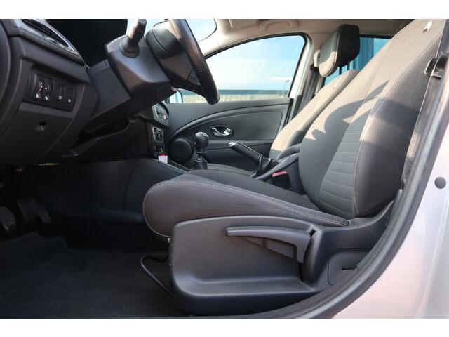 Renault MEGANE Estate 1.2 TCe Limited | Cruise | BT | Navi |