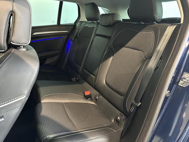 Renault MEGANE Estate 1.3 TCe 140 Bose NAVIGATIE | TREKHAAK | ACHTERUITRIJCAMERA | PARKEERSENSOREN RONDOM | BLIS