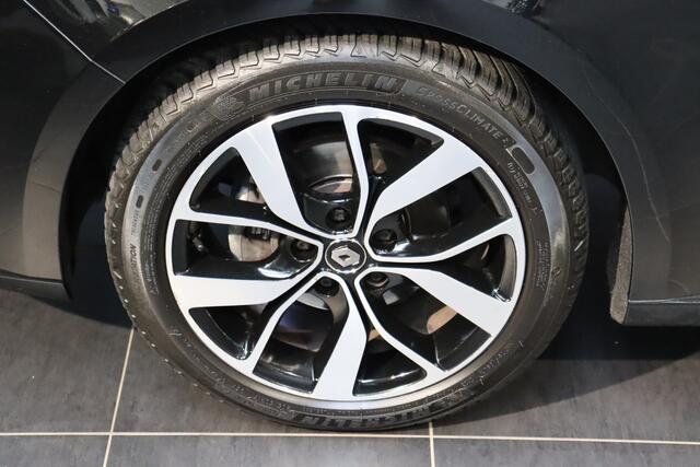 Renault MEGANE Estate TCe 140pk Bose