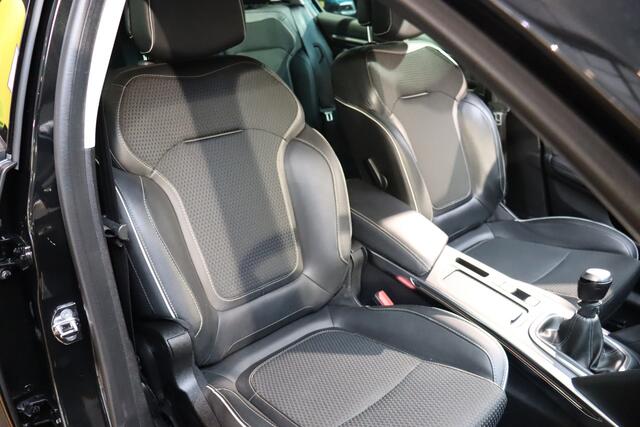 Renault MEGANE Estate TCe 140pk Bose