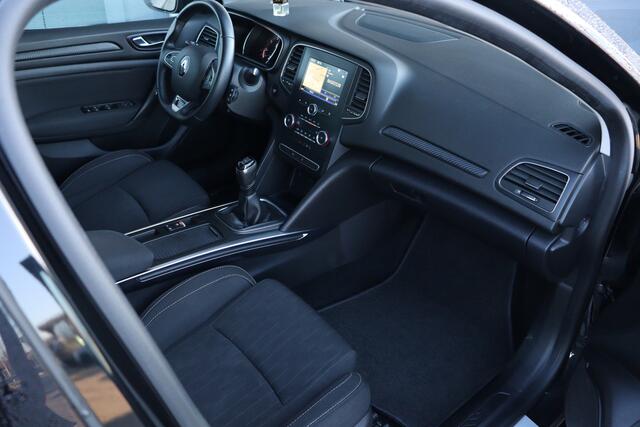 Renault MEGANE 1.3 TCe Limited | Trekhaak | Cruise | PDC |