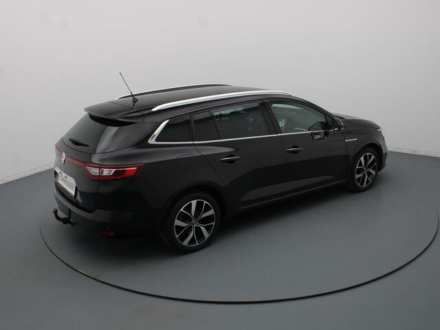 Renault MEGANE Estate 140pk TCe Bose Camera | Cruise | Navi | Parkeersens. v+a | Trekhaak