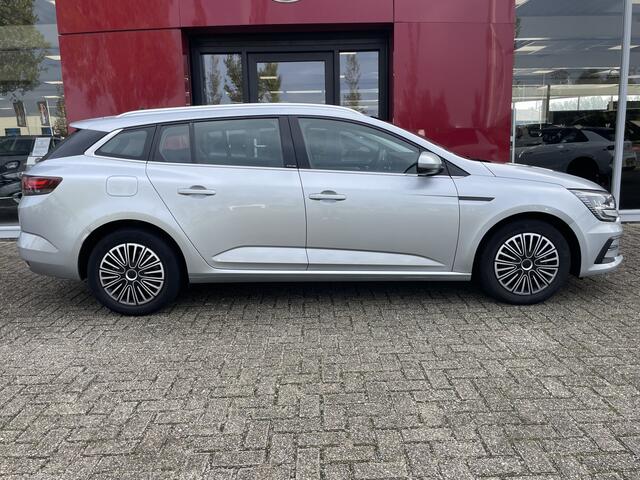 Renault MEGANE Estate 1.6 E-Tech Plug-In Hybrid 160 Business Zen