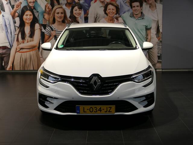 Renault MEGANE Estate 1.3 TCe Intens Trekhaak - Sensor v+a - Cruise - Navi