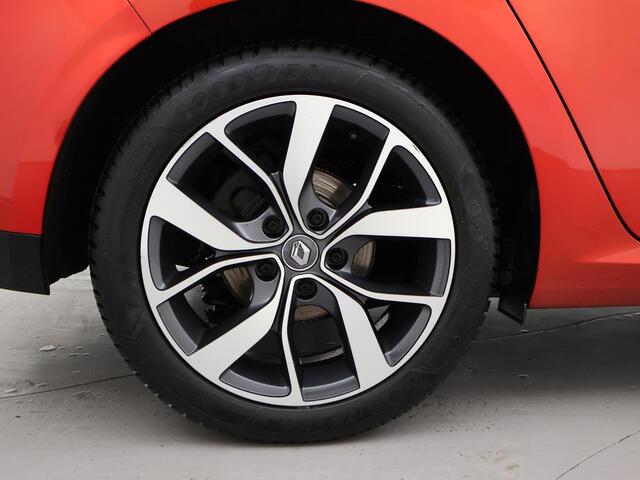 Renault MEGANE 1.2 TCe 130 PK BOSE 5-DRS + GROOT SCHERM | CAMERA | WEGKL. TREKHAAK | MASSAGE | SFEERVERLICHTING