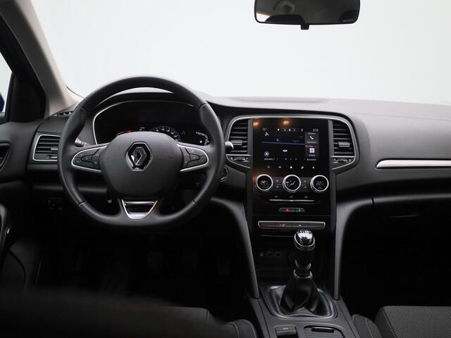 Renault MEGANE Estate 1.3 TCe 140 PK Equilibre Navigatie | Climate Control | Cruise Control | Parkeersensoren Voor en Achter | Apple Carplay & Android Auto