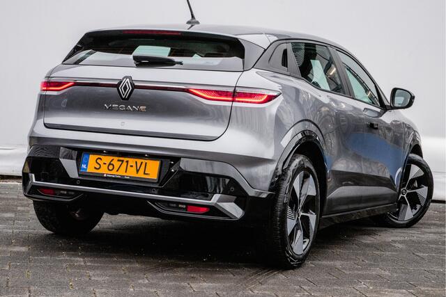 Renault MEGANE E-Tech EV60 Optimum Charge Evolution Camera/ Navigatie/ 18" Lmv/ Carplay/ Dab/ Keyless/ Warmtepomp