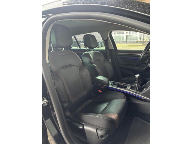 Renault MEGANE Estate 1.2 TCe Série Signature Exclusiv |Heads Up|Stuur & Stoel verw|Leer|