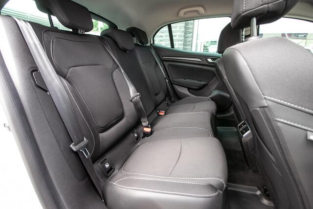 Renault MEGANE 1.6 E-Tech Plug-In Hybrid 160 Zen - All-in rijkrprs | Navi | Carplay | Cruise | Stoelverw.