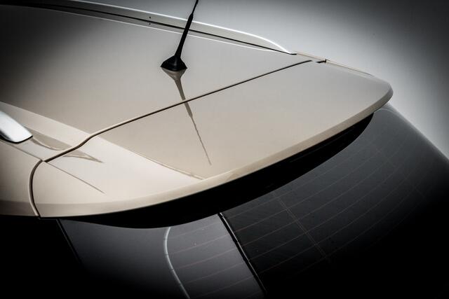 Renault MEGANE Estate 1.2 101 PK TCe Limited | Clima | Navi | Cruise | | Trekhaak | Pdc | Metallic | Led |