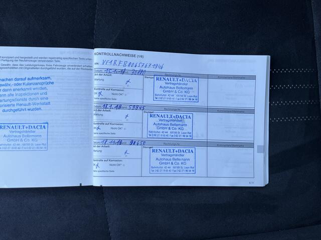 Renault MEGANE Estate 1.6 TCe GT 205 PK / Dealer onderhouden / 4Control / Trekhaak afneembaar / Stoelverw. / Head-up display / DAB /