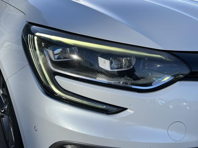 Renault MEGANE Estate 1.6 TCe GT 205 PK / Dealer onderhouden / 4Control / Trekhaak afneembaar / Stoelverw. / Head-up display / DAB /