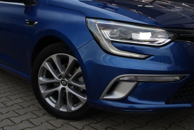 Renault MEGANE Estate 1.2 TCe GT-Line | Pano | BOSE | Camera |