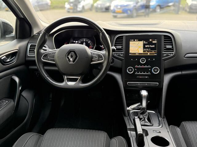 Renault MEGANE Estate 1.5 dCi Limited | NAP | Trekhaak | Key-less | Navigatie | Riem vv 2025 | Parkeersensoren | Climate Control |