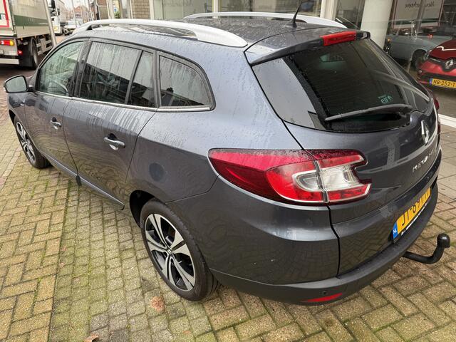 Renault MEGANE 1.2 TCe Bose NIEUWE DIS. KETTING NAVIGATIE TREKHAAK PARK.SENSOREN LICHTM.VELGEN 1.2 TCe Bose