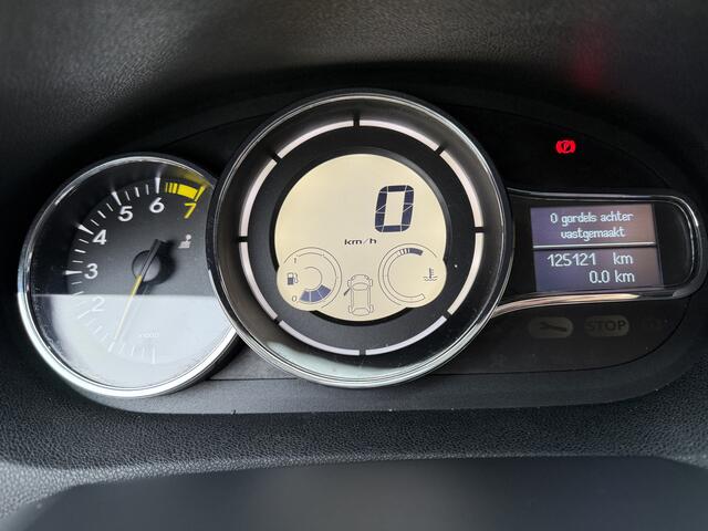 Renault MEGANE 1.2 TCe Bose NIEUWE DIS. KETTING NAVIGATIE TREKHAAK PARK.SENSOREN LICHTM.VELGEN 1.2 TCe Bose