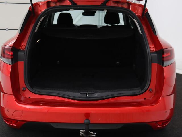 Renault MEGANE 1.3 TCe Business Zen | Trekhaak | Camera | Carplay | Navigatie | Keyless | Full LED | Parkeerhulp | Cruise control | Climate control | DAB | Bluetooth