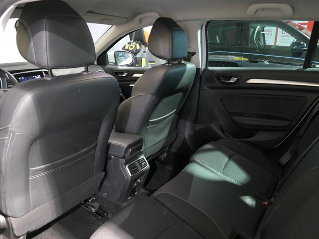 Renault MEGANE Estate 1.3 TCe Intens - Occasion Lease vanaf ¤509 p/m - Trekhaak - Sensor v+a - Cruise - Navi