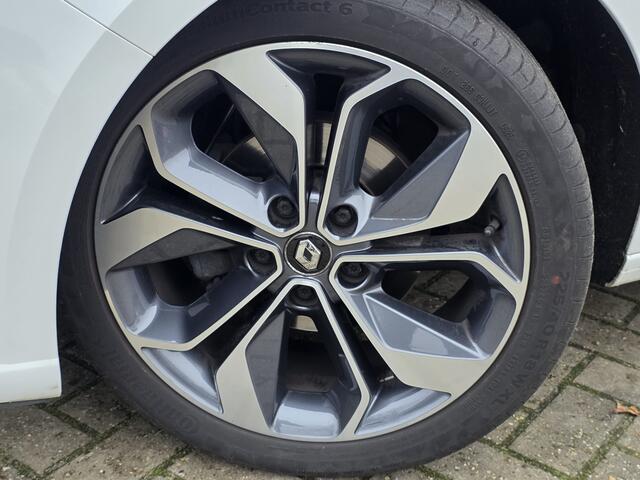 Renault MEGANE Estate 1.2 TCe GT-Line + LED + KUIPSTOELEN + HEADUP + CAMERA