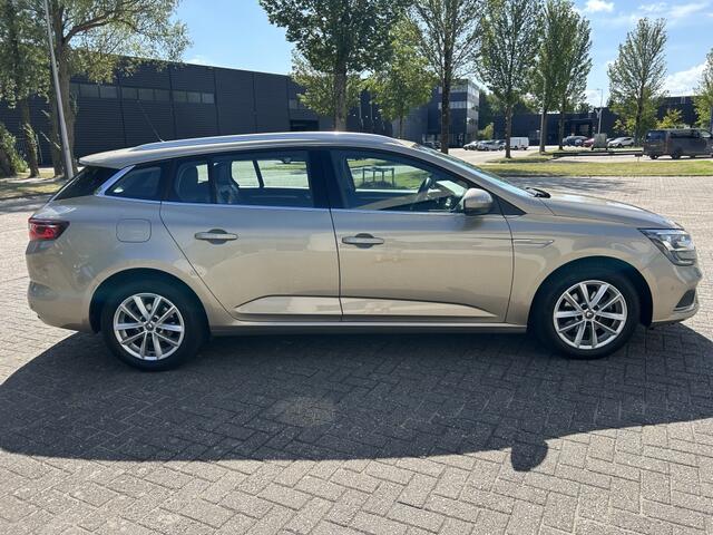Renault MEGANE Estate 1.2 TCe Limited NAVI PDC CRUISE CARPLAY.