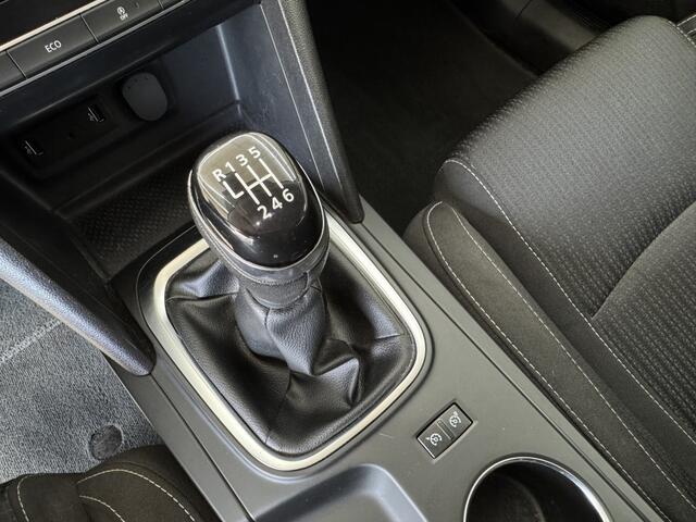 Renault MEGANE Estate 1.2 TCe | TREKHAAK | CRUISE | NAP |