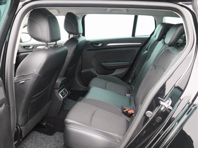 Renault MEGANE Estate 1.3 TCe 140 Techno/ automaat/ trekhaak!