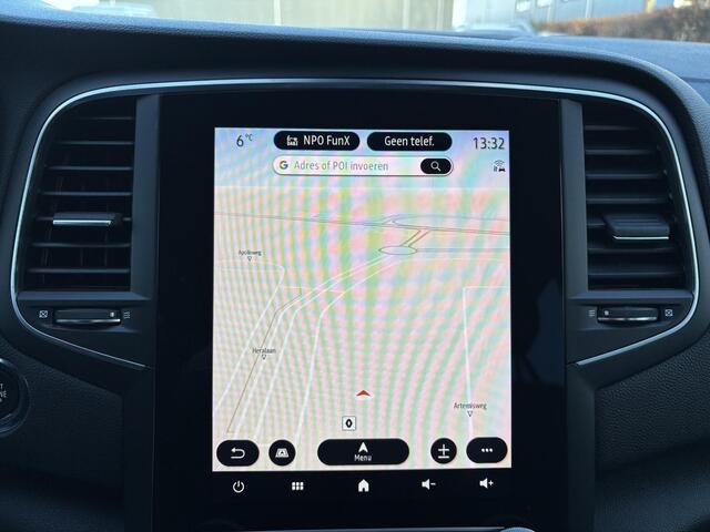 Renault MEGANE Estate 1.3 TCe 140 Techno -