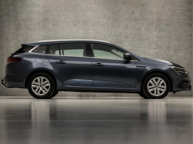 Renault MEGANE Estate 1.3 TCe Deluxe AUTOMAAT (APPLE CARPLAY, NAVIGATIE, CLIMATE, CRUISE, SPORTSTOELEN, PDC, TREKHAAK, LED/XENON, NIEUWE APK, NIEUWSTAAT)