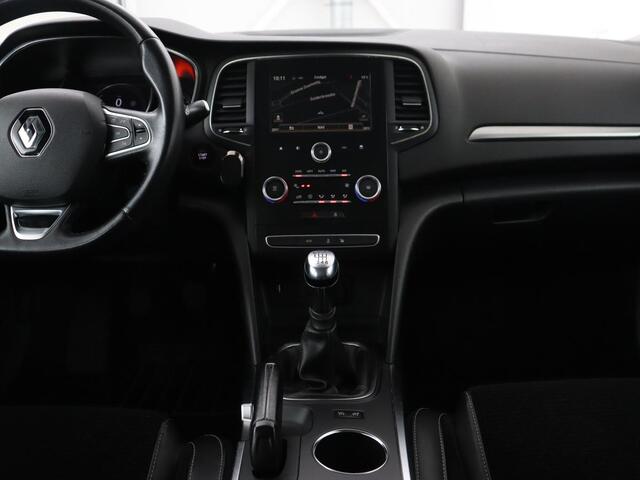 Renault MEGANE 1.5 dCi Limited | Camera | Navigatie | Half leder | Climate control | Dodehoek detectie | Keyless | Cruise control | Parkeerhulp