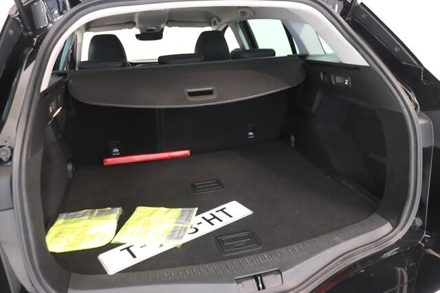 Renault MEGANE Estate 1.3 TCe 140 Techno | Camera | Trekhaak | all season banden | LED koplampen | Smartphone intergratie | Climate control |