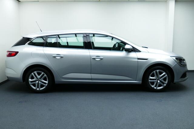Renault MEGANE Estate 1.3 140pk TCe Limited. Navi, Clima, Cruise, Carplay/Android, Haak 1700kg