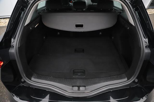 Renault MEGANE Estate 1.3 TCe Limited Navigatie Carplay Android Parkeersensor