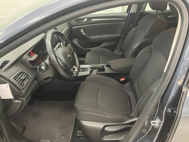 Renault MEGANE Estate 1.3 TCe Business Zen / Eerste Eigenaar / Dealer Onderhouden / Trekhaak 1700 KG / Camera / Navigatie / Apple CarPlay/Android Auto / Climate Control / Cruise Control /