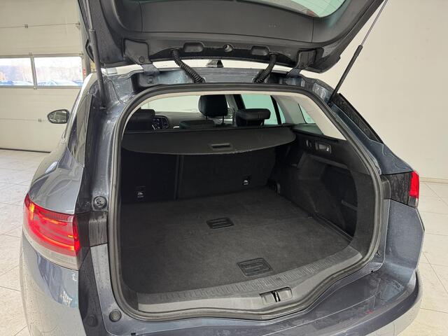 Renault MEGANE Estate 1.3 TCe 140 Techno | Navigatie | Camera | Trekhaak | All Season |