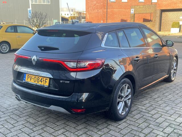 Renault MEGANE Estate 1.2 TCe 130 PK GT-Line Navigatie Sportstoelen ACC DAB 17 inch Velgen Camera Carplay Keyless Dodehoekdetectie Getint Glas NL Auto