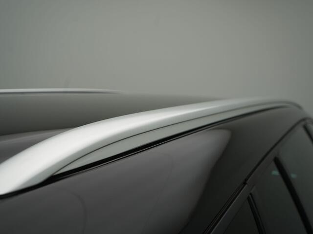 Renault MEGANE Estate TCe 140 Techno - RIJKLAARPRIJS - All Seasonbanden - Achteruitrijcamera - Trekhaak - Dealeronderhouden