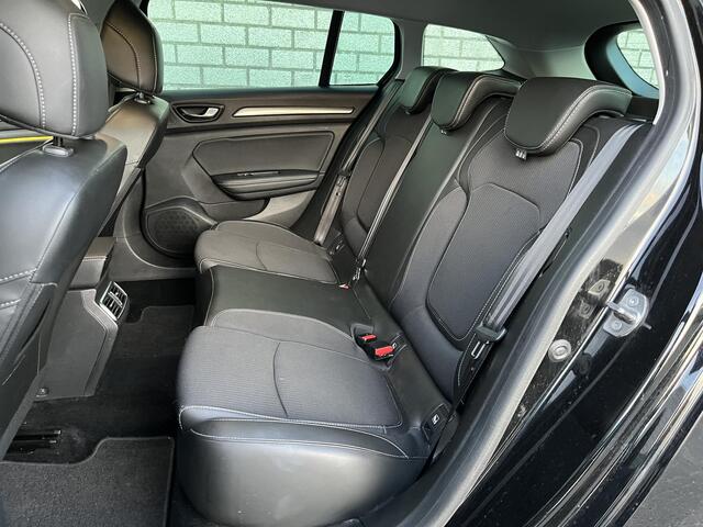 Renault MEGANE Estate 1.3 TCe 140 Techno | Trekhaak | All-Season banden | Achteruitrijcamera | Apple CarPlay / Android Auto |